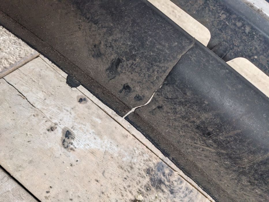 Продам бампер гольф 4