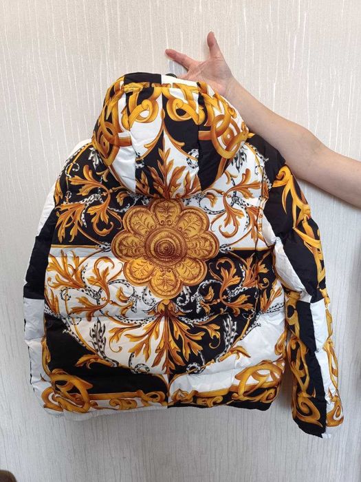 Пуховик Versace с принтом Barocco Acanthus  унисекс, XXL женск, L мужс