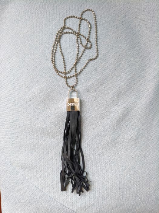 Gargantilha em muito bom estado