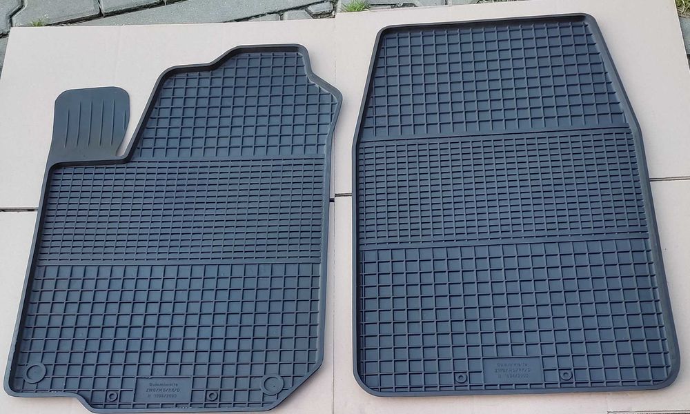 CHRYSLER VOYAGER 4 IV NOWE Dywaniki PRZÓD gumowe dopasowane korytka
