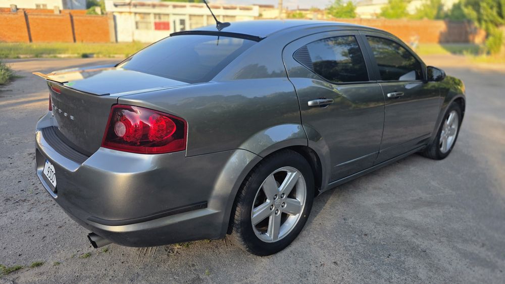 Продам Dodge Avenger 2013рік 2.4 газ/бензин