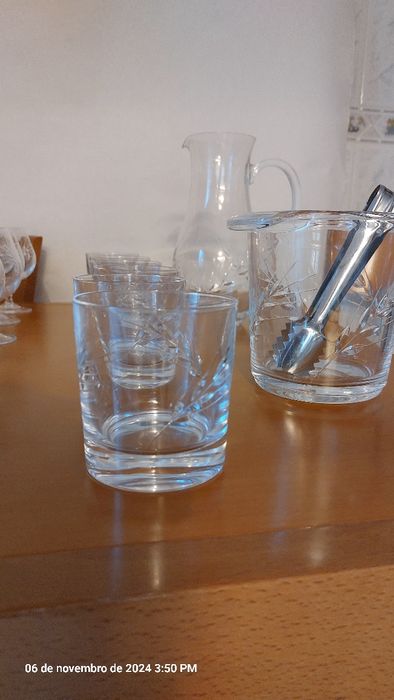 Copos de meio cristal