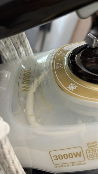 Праска Tefal. 600грн