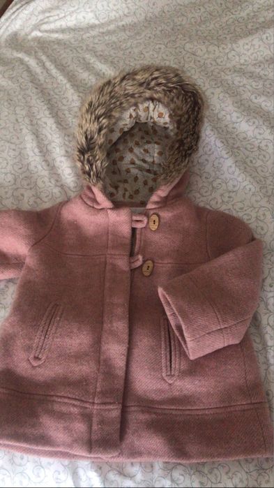 Canadiana Zara rosa com pelo