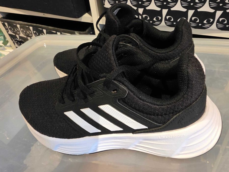Sprzedam adidasy rozm. 36,5