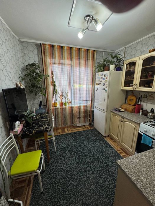 Продам 1-кімнатну. Лівий берег.