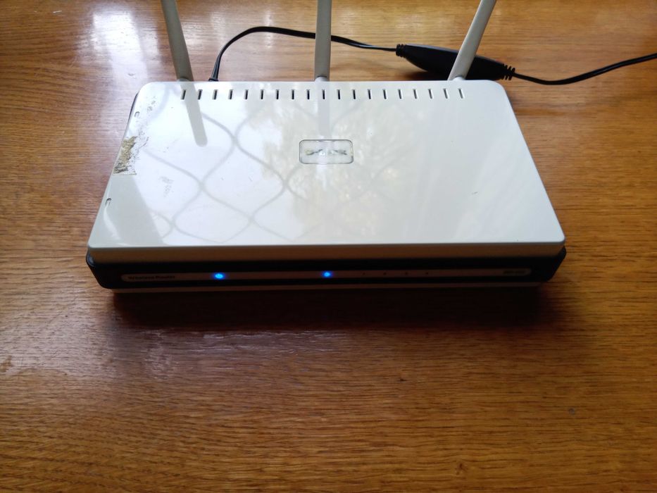 Роутери D-Link, TP-Link