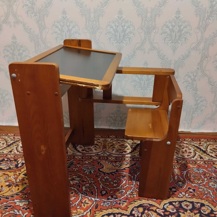 Розкладна парта зі стільчиком для дошкілля та молодшого школяра