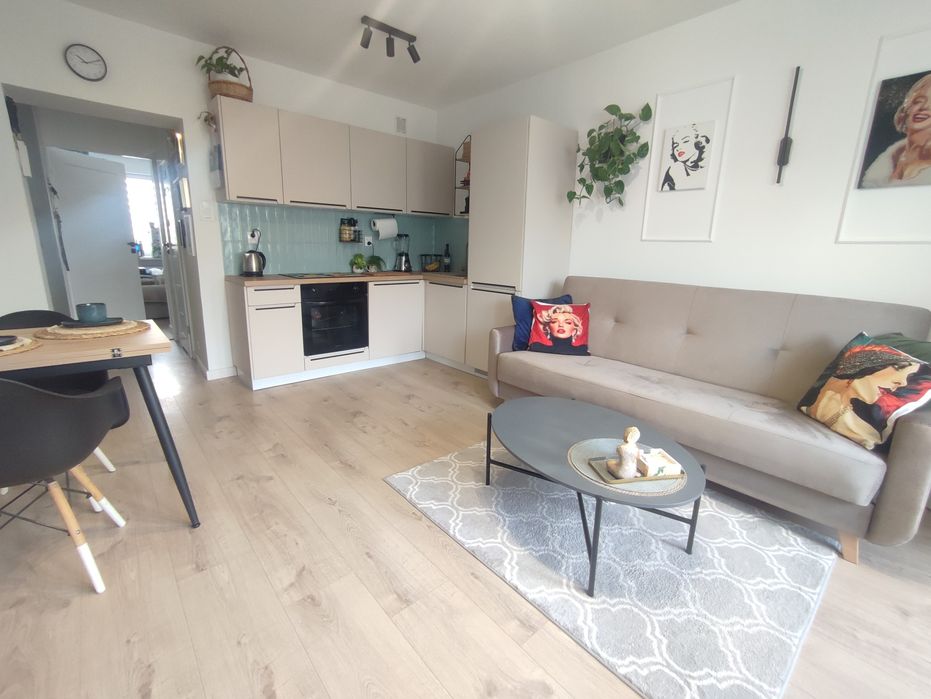 2 pokoje po remoncie | balkon | cegła | 2 piętro | gotowe do wejścia