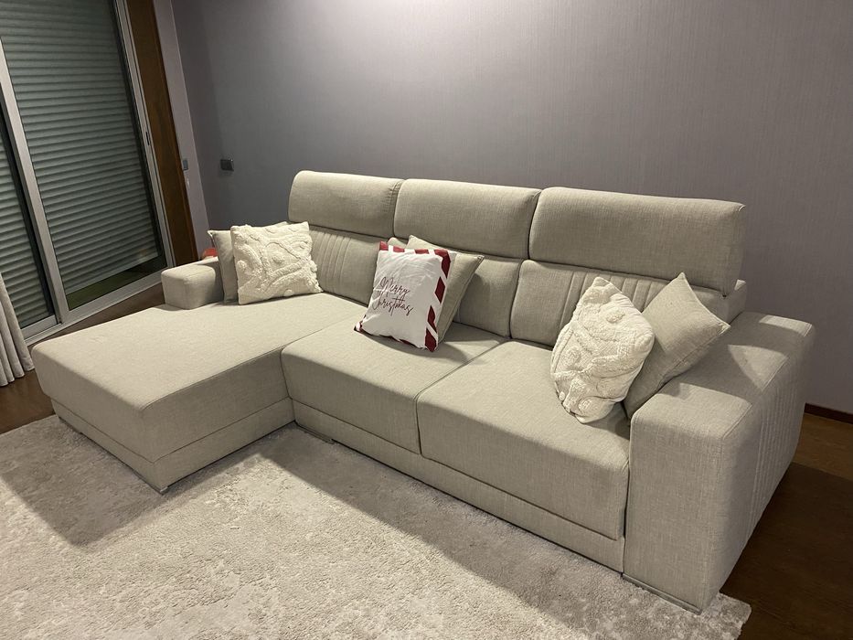 Sofá com Chaise Longue