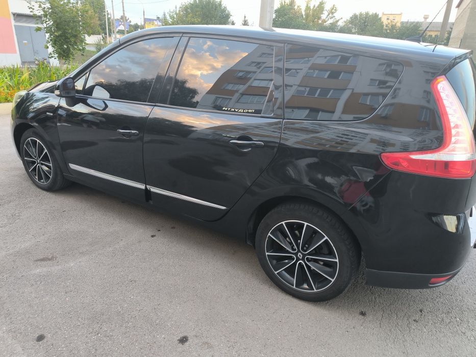 Продам Renault Grand Scenic 3 Bose