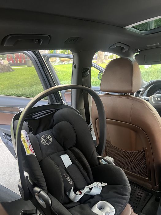 Автокрісло Cybex Cloud T i-Size + Base T Isofix + адаптери