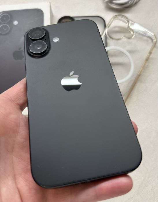 Apple iPhone 16 5G 256gb czarny komplet