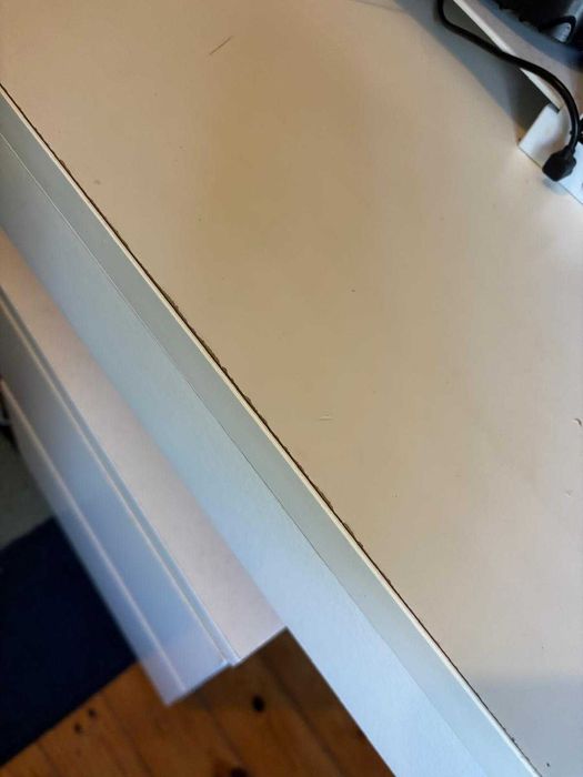 Secretária de quarto jovem