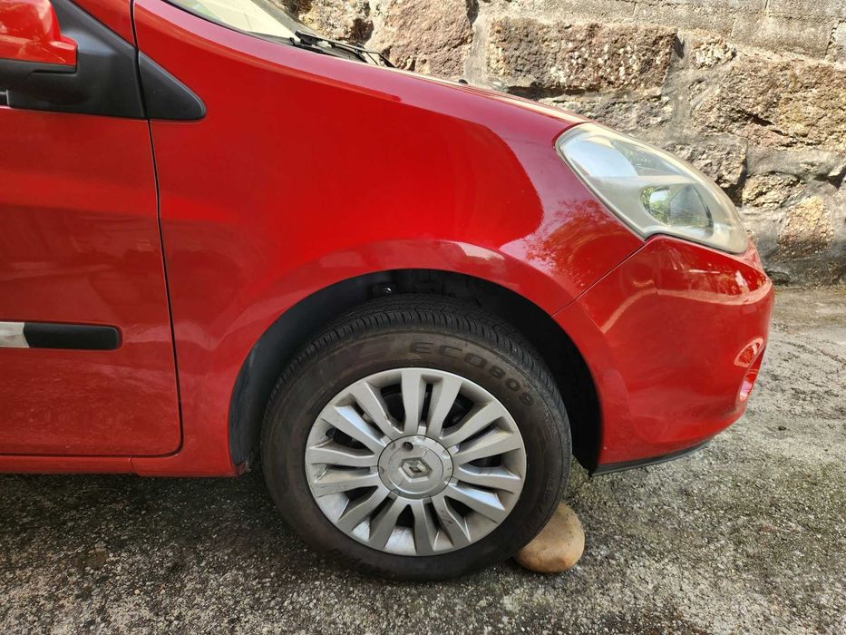 Renault Clio 1.2 16V Dynamique com poucos kilometros