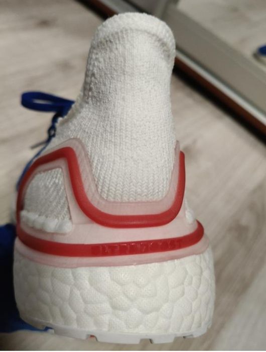Кросівки Adidas UltraBoost