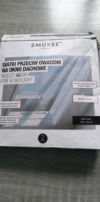 Siatka przeciw owadom na okno dachowe SMUKEE HOME (2 sztuki)