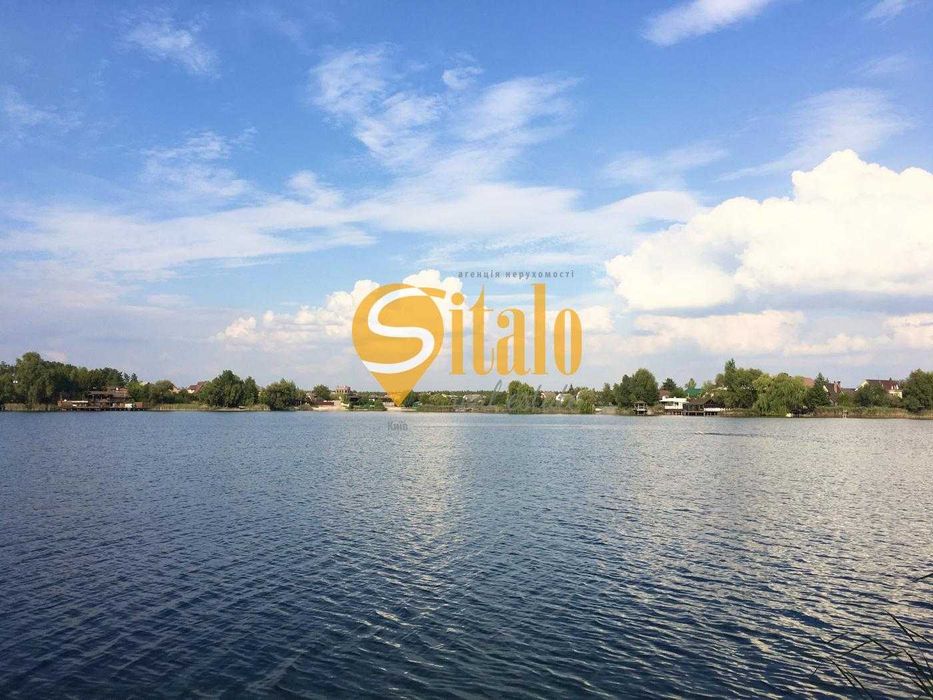 Сучасний будинок з ремонтом біля озера та Київських Карпат в Підгірцях