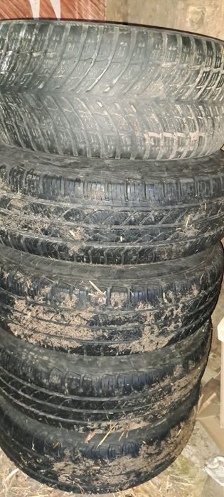 Диски R16 з резиною на Nissan x-trail