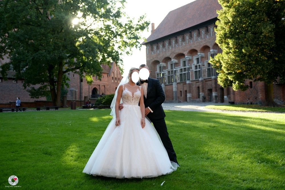 Zjawiskowa suknia ślubna