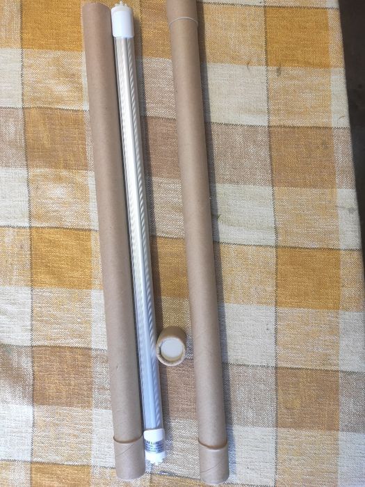 Lampada Tubular T8 em LED 9W 60cm