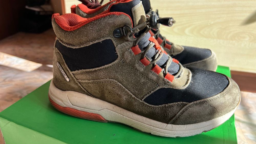 Демі ботінки на мембрані