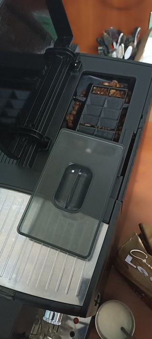 Кофемашина Saeco Perfecta Evo из Германии.