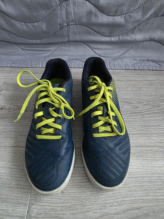 Buty halówki, Kipsta r. 33