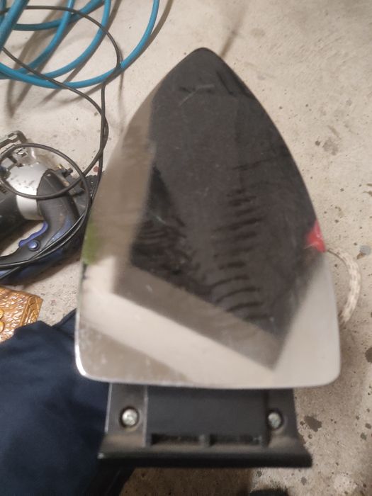 Sprzedam żelazko sprawne