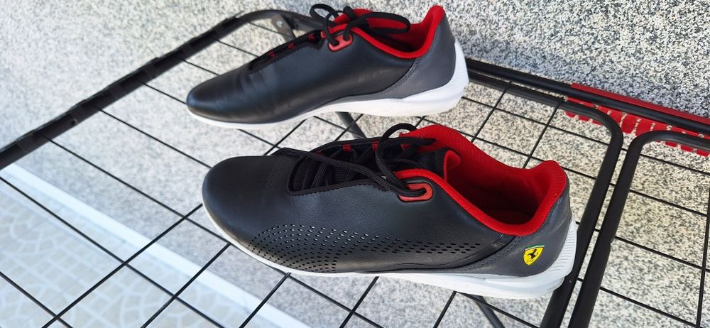 Puma Ferrari Drift Sneakers/Trainers