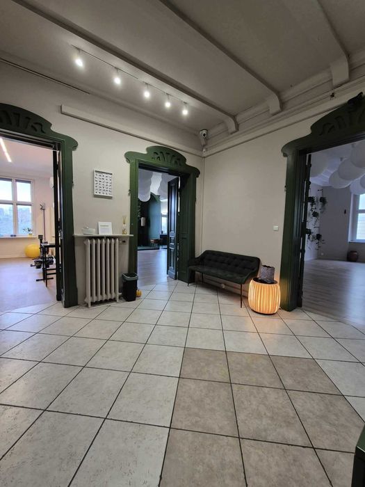 Elegancka przestrzeń na godz- pilates,joga itp w kamienicy w centrum.