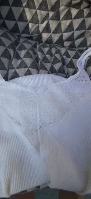 Top damski biały rozmiar 44 firma VEB