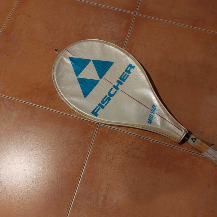 Raquete de tenis fischer