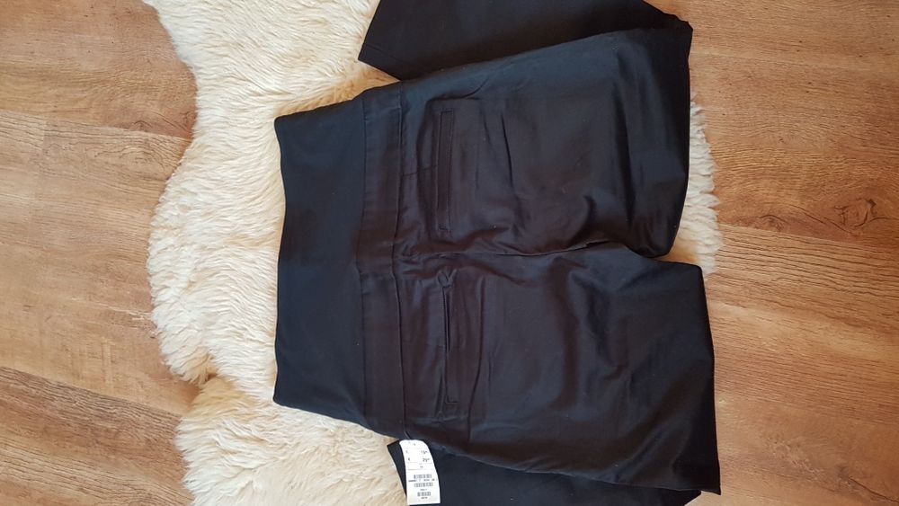Нові штани бріджі H&M (EUR M) для вагітних