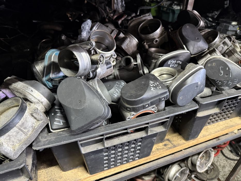 Дросель заслонка BMW N42 N46 N62 M62 M54 N52 М52 E39 E46 E53 E60 E90