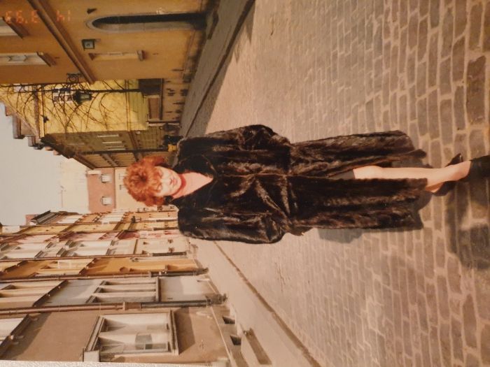 FUTRO z norek ciemno brązowe