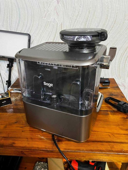 Кавомашина Sage - The Barista Touch Impress