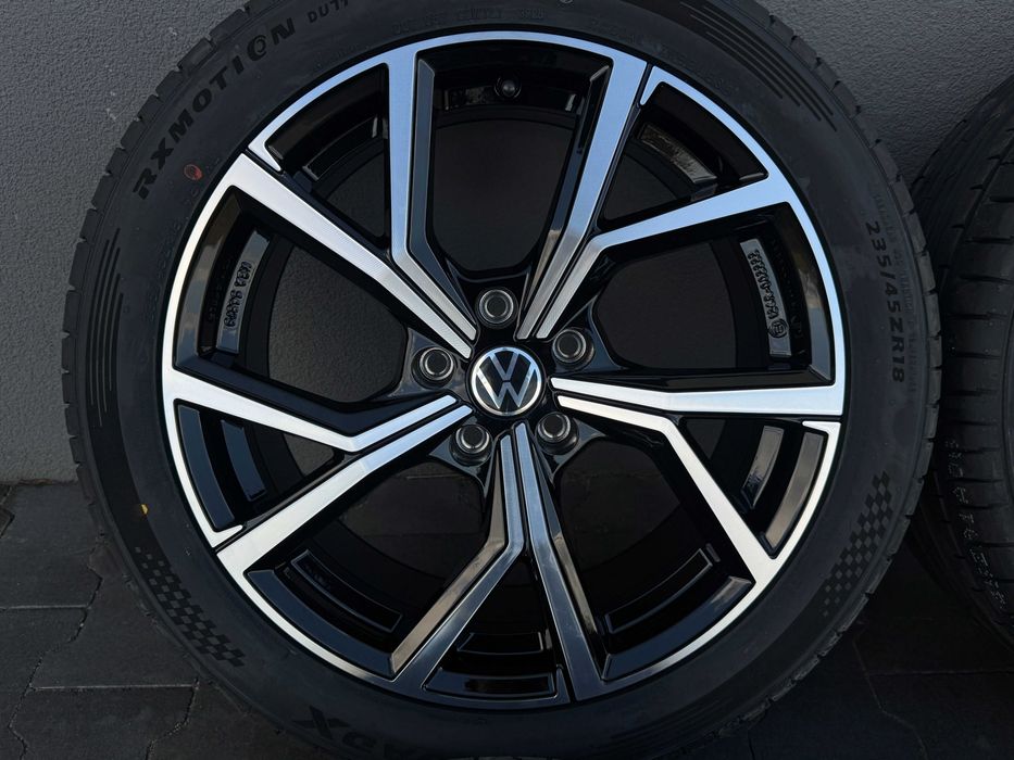VW Passat B8 NOWE Koła letnie 235/45r18 Felgi Niemcy Opony NOWE