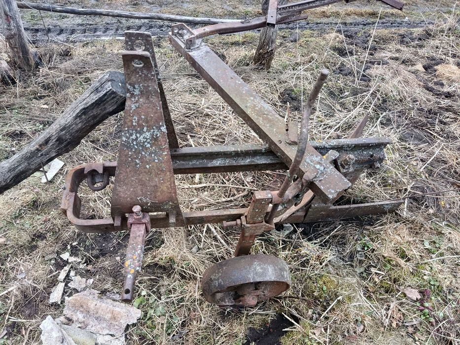 Продається плуг одно корпусний