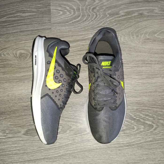 Чоловічі кросівки для бігу Nike Downshifter 7 852459-004