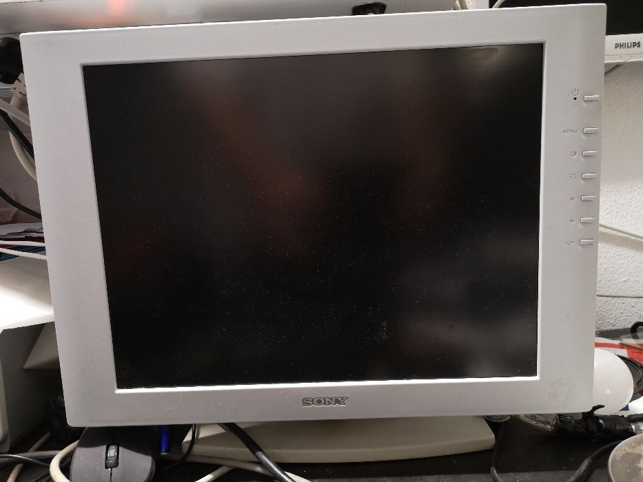 DVR CCTV H264 Network SAVUS 8 Canais +Som+5 camaras+monitor Sony