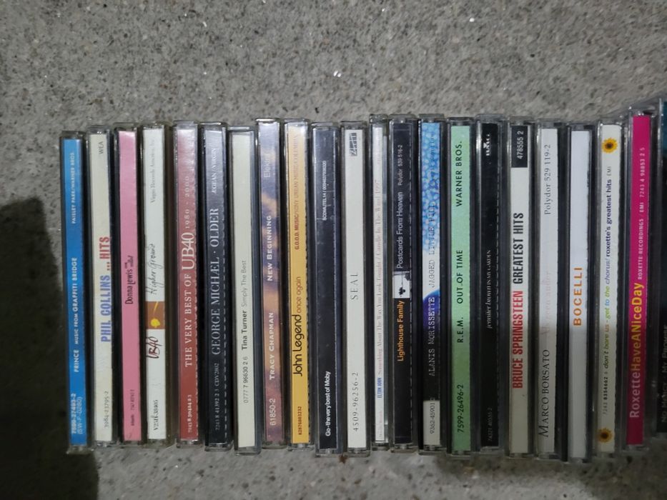 82 cds de música