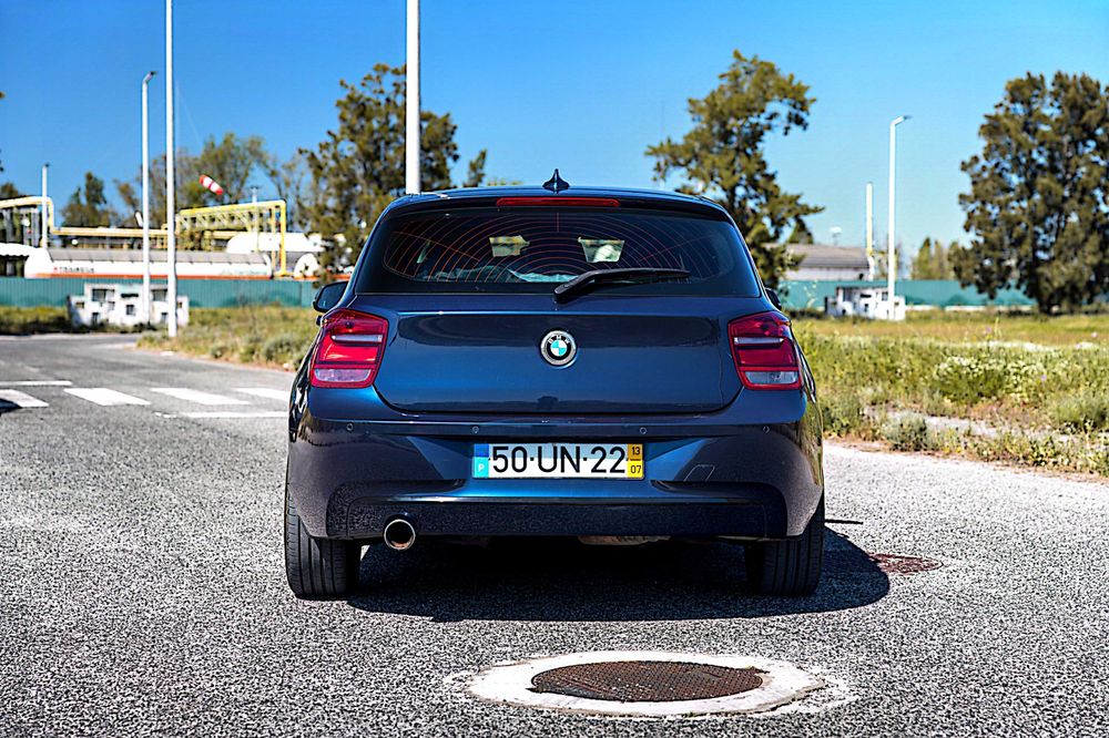 BMW Série 1 118d – 2013 | CarPlay | Sensores | Impecável