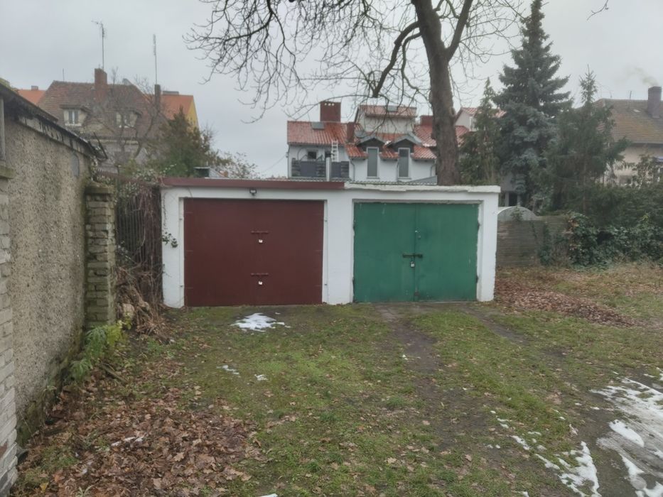 Garaż , ul. 8 maja. Nowa Sól