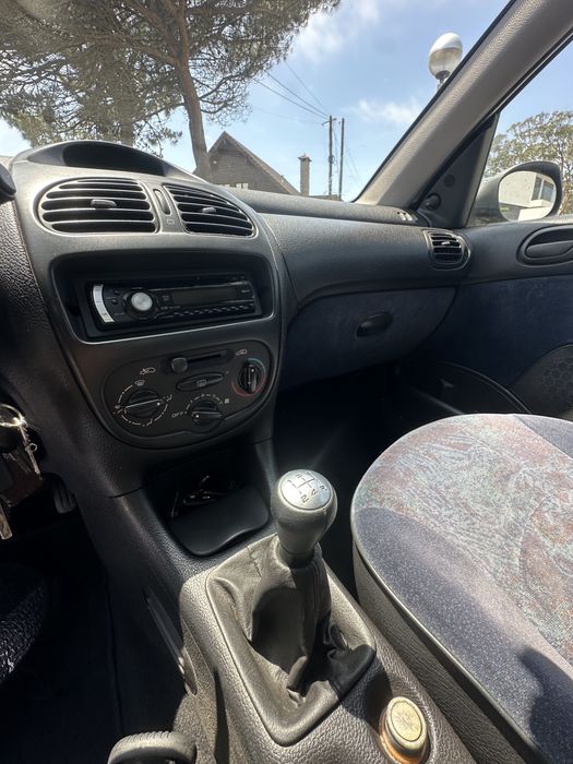Peugeot 206 1.1