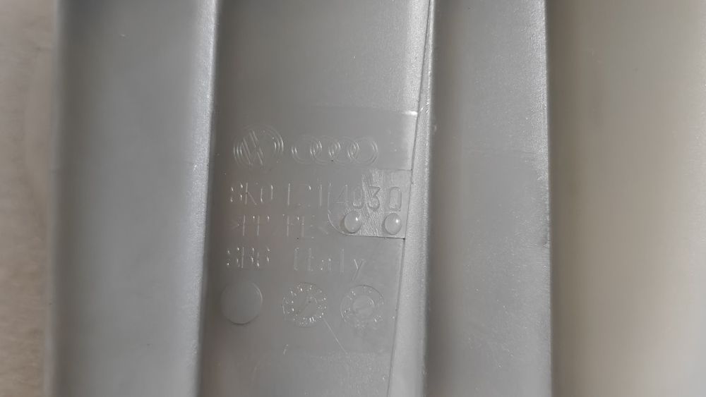 Reservatório de água radiador (Audi A4 Avant B8.5)