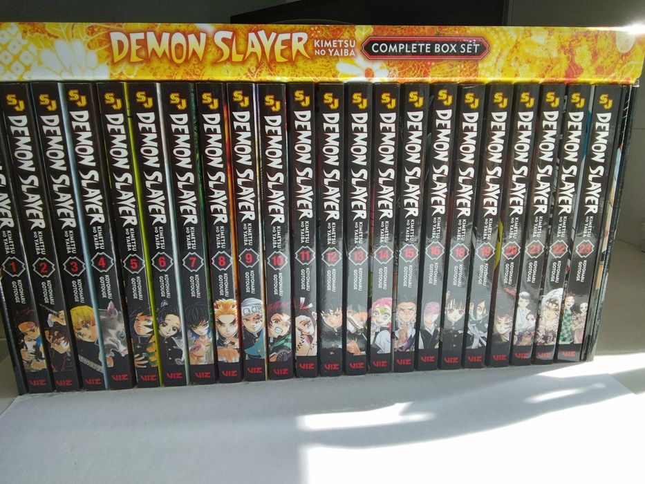 URGENTE Box coleção completa demon slayer eng