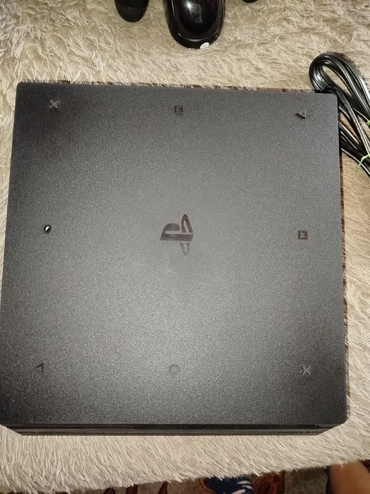 Плестейшен 4 про,на 1 терабайт