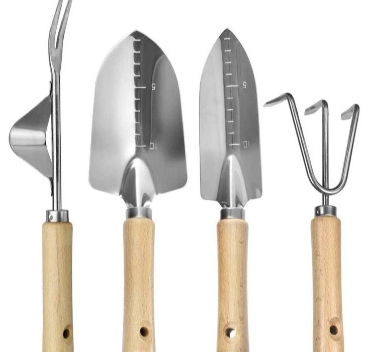 Zestaw narzędzi ogrodniczych 4 szt. – stal nierdzewna i drewno