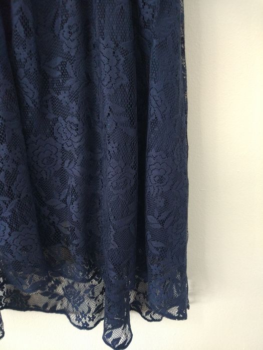 Vestido renda azul marinho